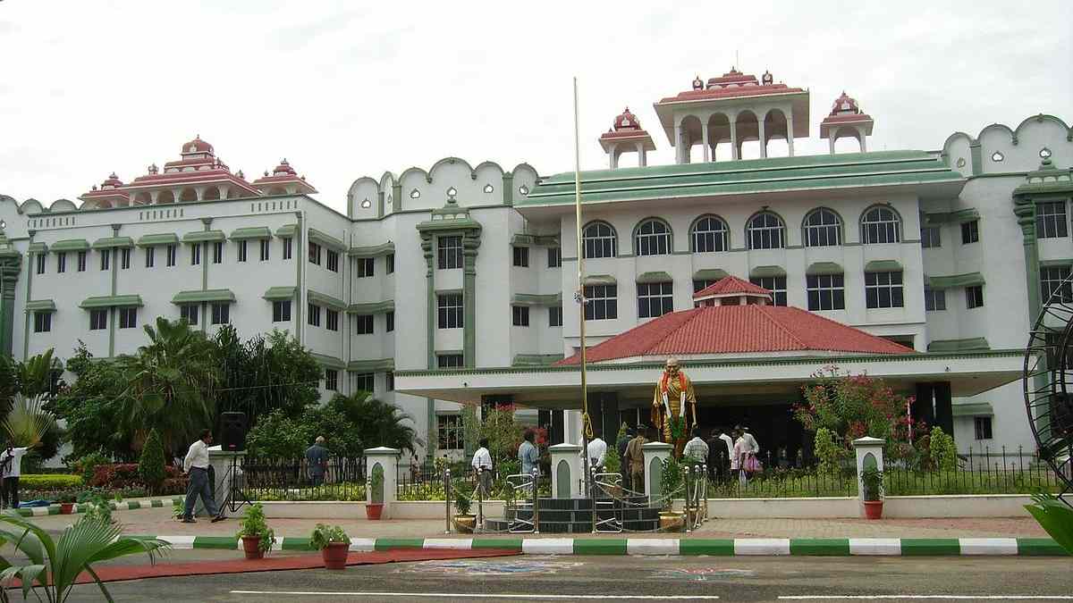 High Court's Action on Beach Mineral Mining Cases