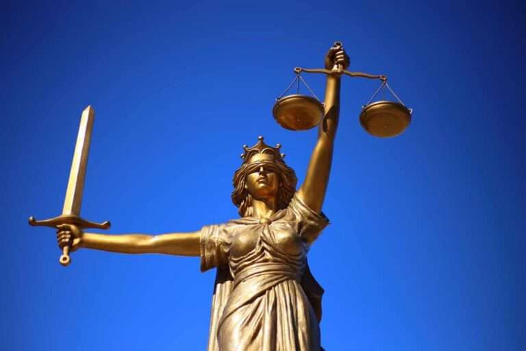 Review Petition_ How to choose the Best Senior Lawyers for High Court and Supreme court of India